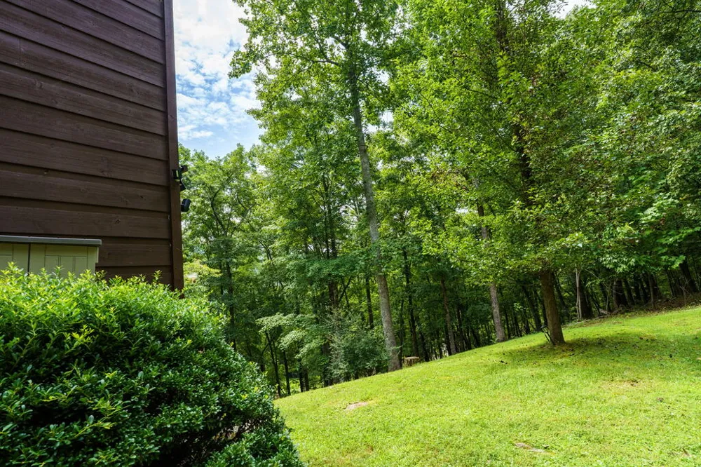 213 Echo Hill Drive Hayesville, NC 28904