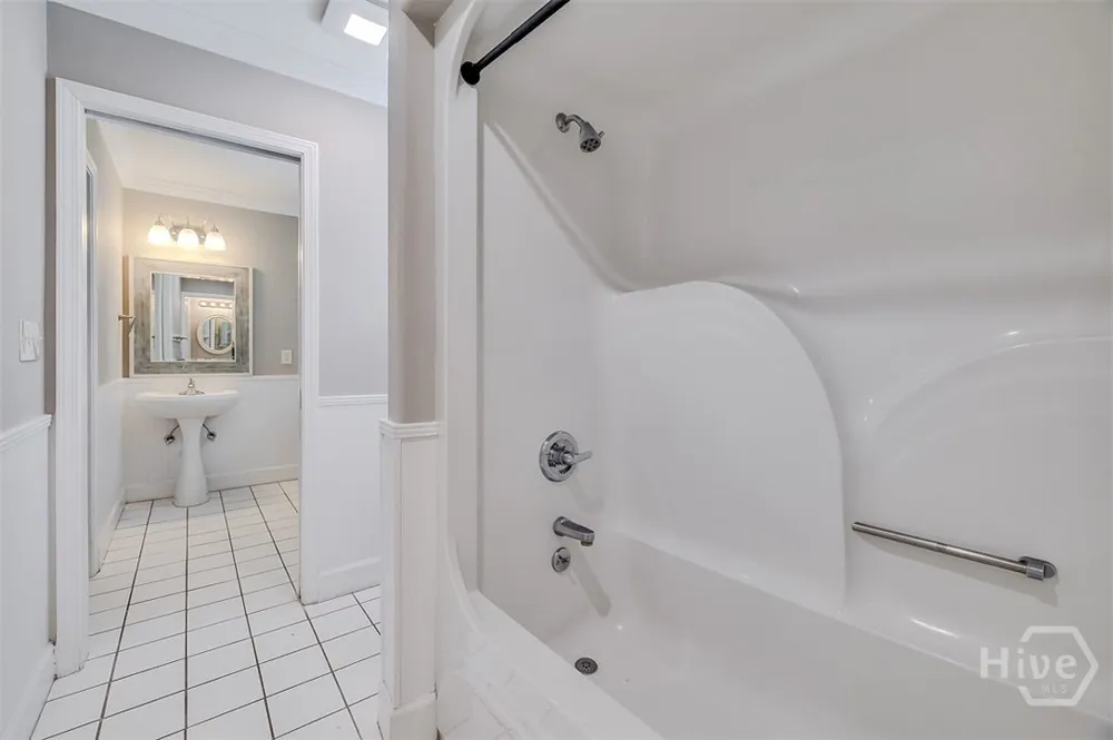 38 Noble Glen Drive Savannah, GA 31406