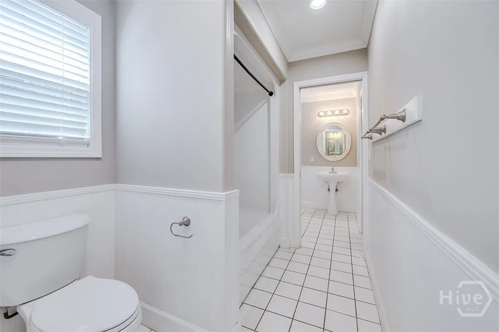 38 Noble Glen Drive Savannah, GA 31406