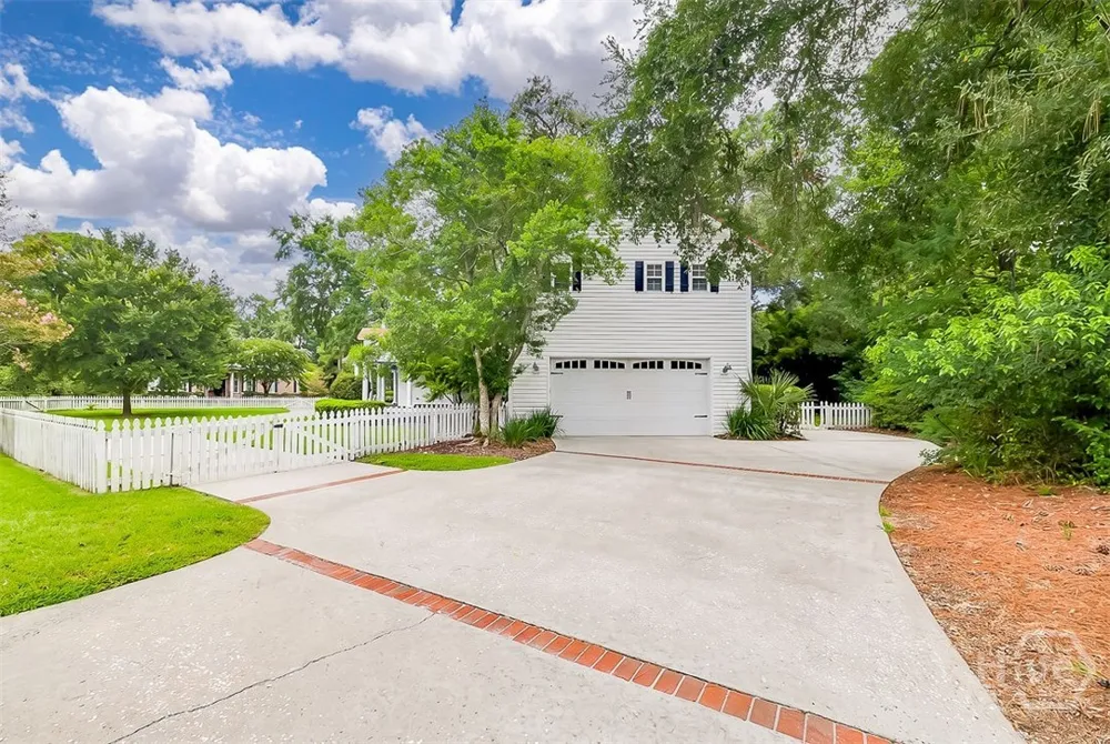 38 Noble Glen Drive Savannah, GA 31406