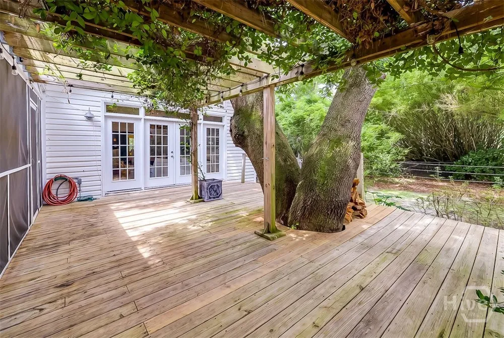 38 Noble Glen Drive Savannah, GA 31406