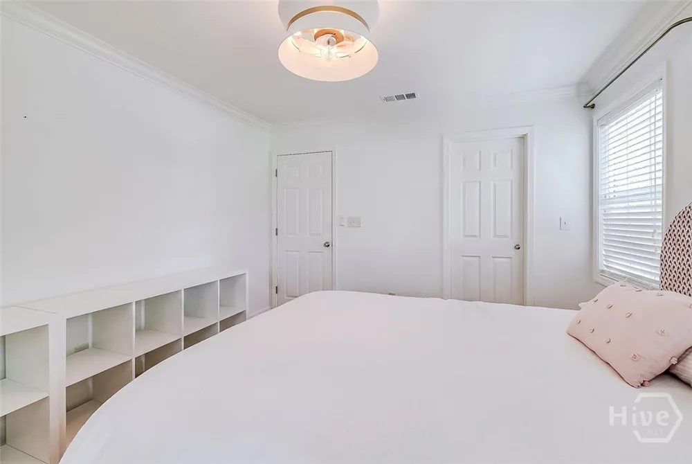 38 Noble Glen Drive Savannah, GA 31406