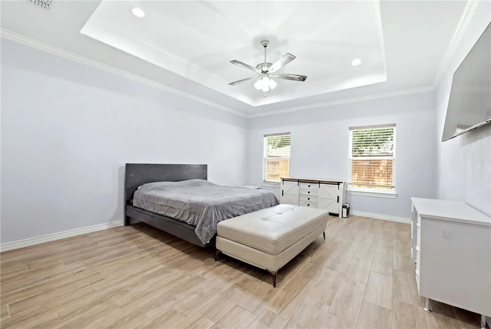 2433 Manuel Corpus Christi, TX 78414