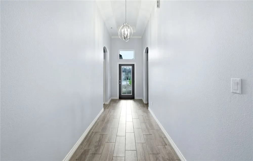 2433 Manuel Corpus Christi, TX 78414