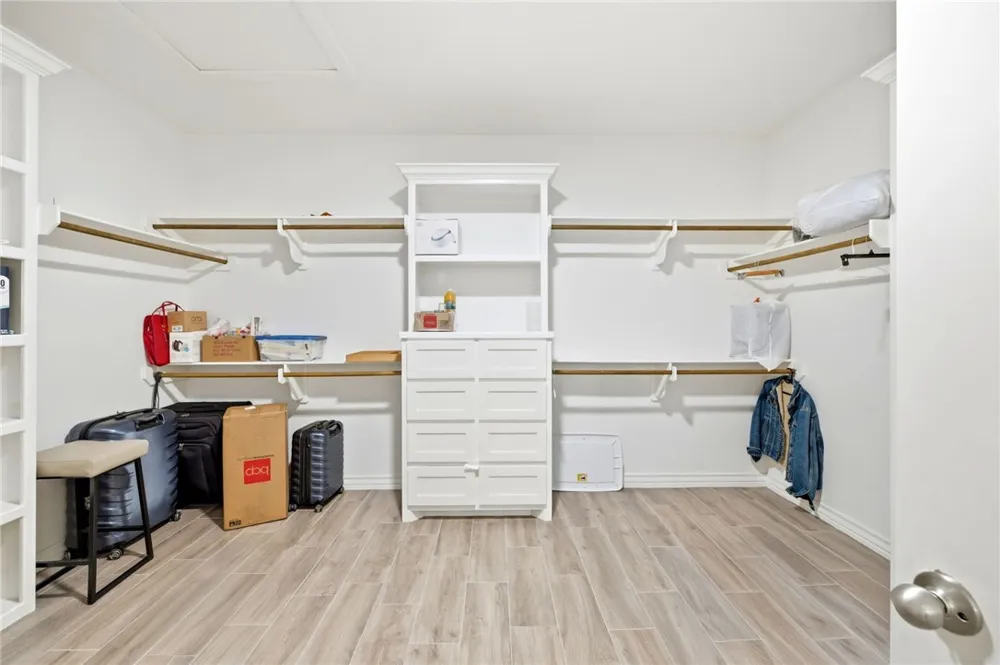 2433 Manuel Corpus Christi, TX 78414