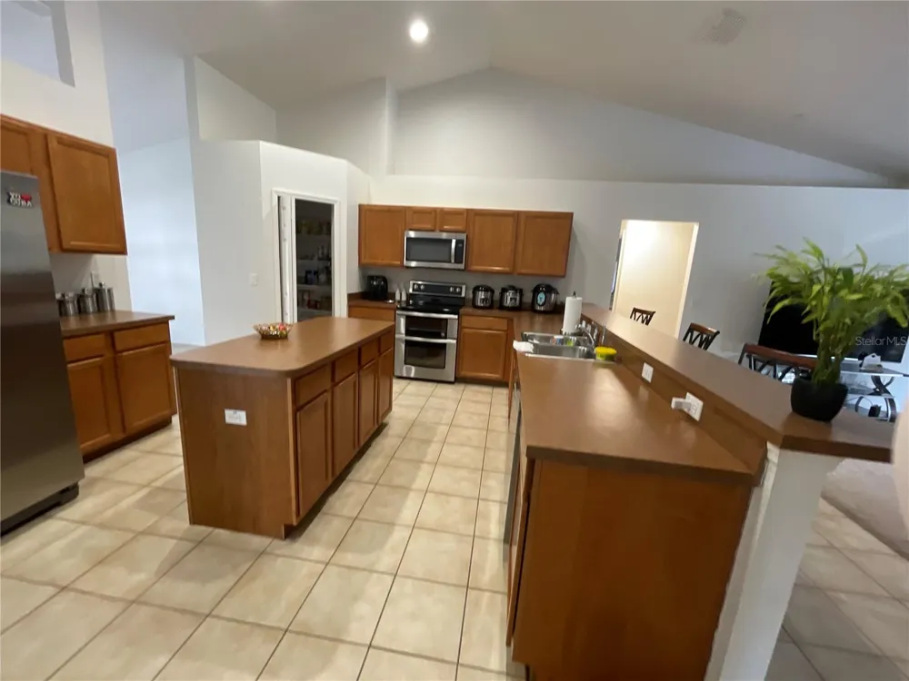664 HATCHWOOD DRIVE Haines City, FL 33844