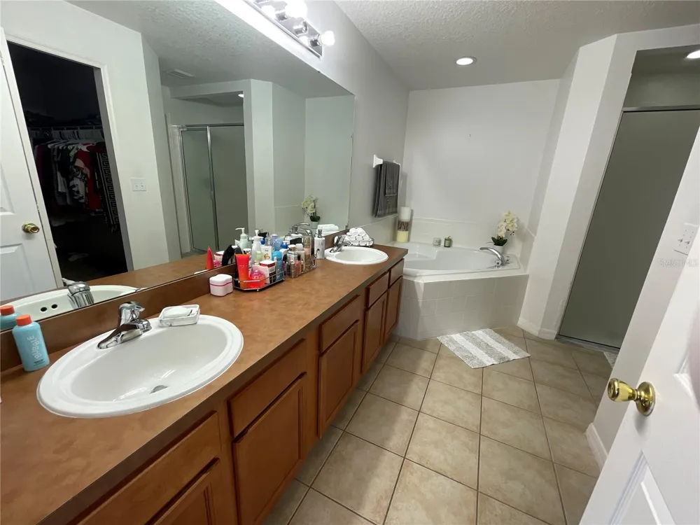 664 HATCHWOOD DRIVE Haines City, FL 33844