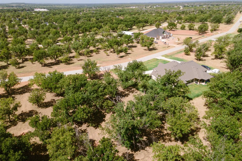 1160 E Landings Granbury, TX 76049