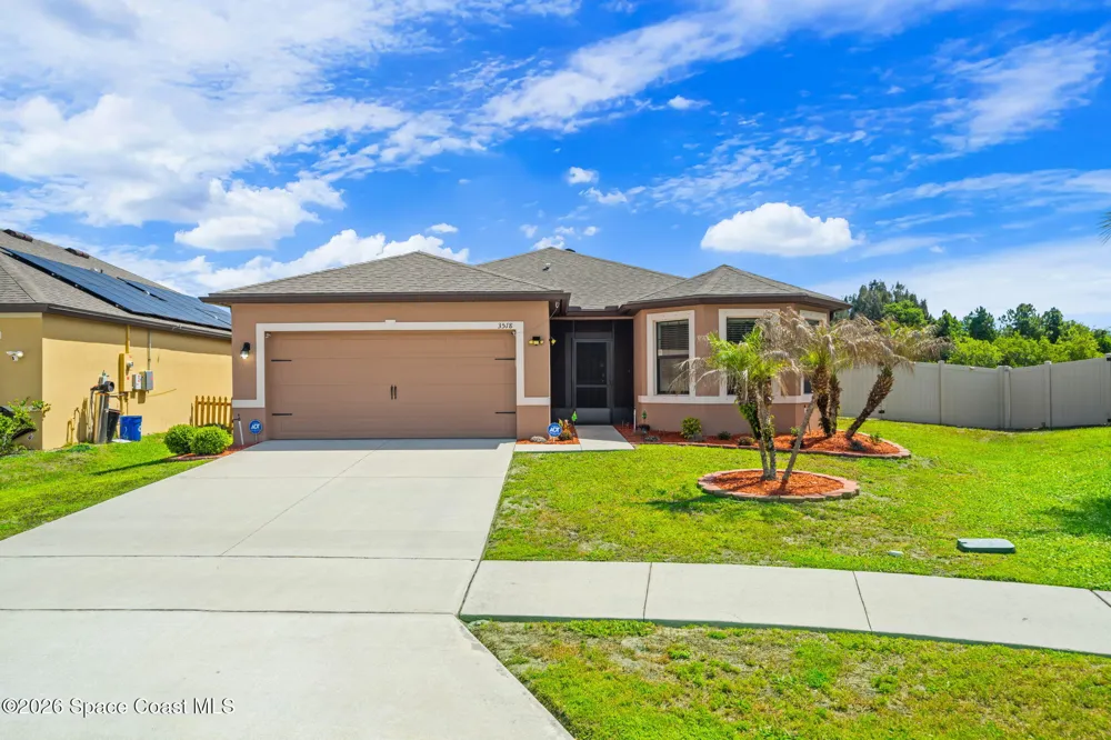3518 Loggerhead Lane Mims, FL 32754