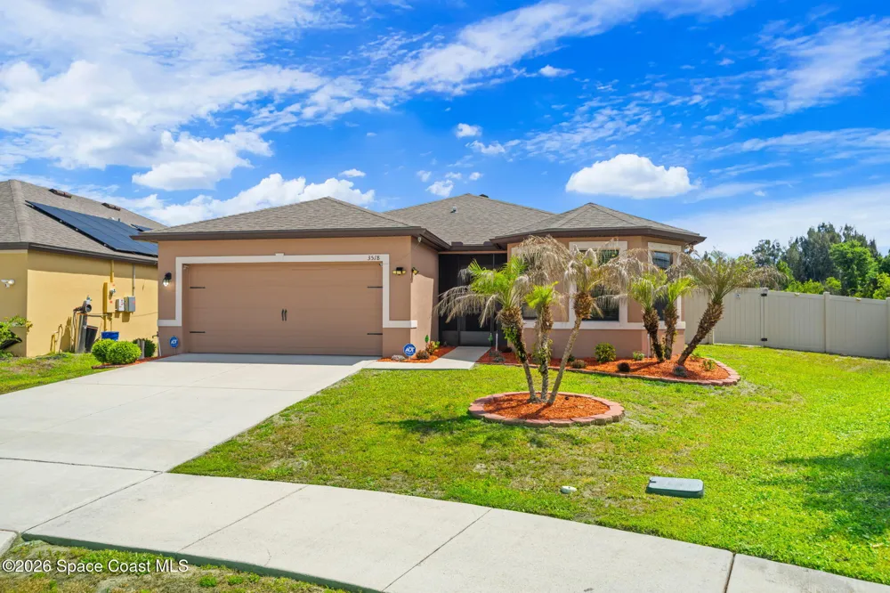 3518 Loggerhead Lane Mims, FL 32754