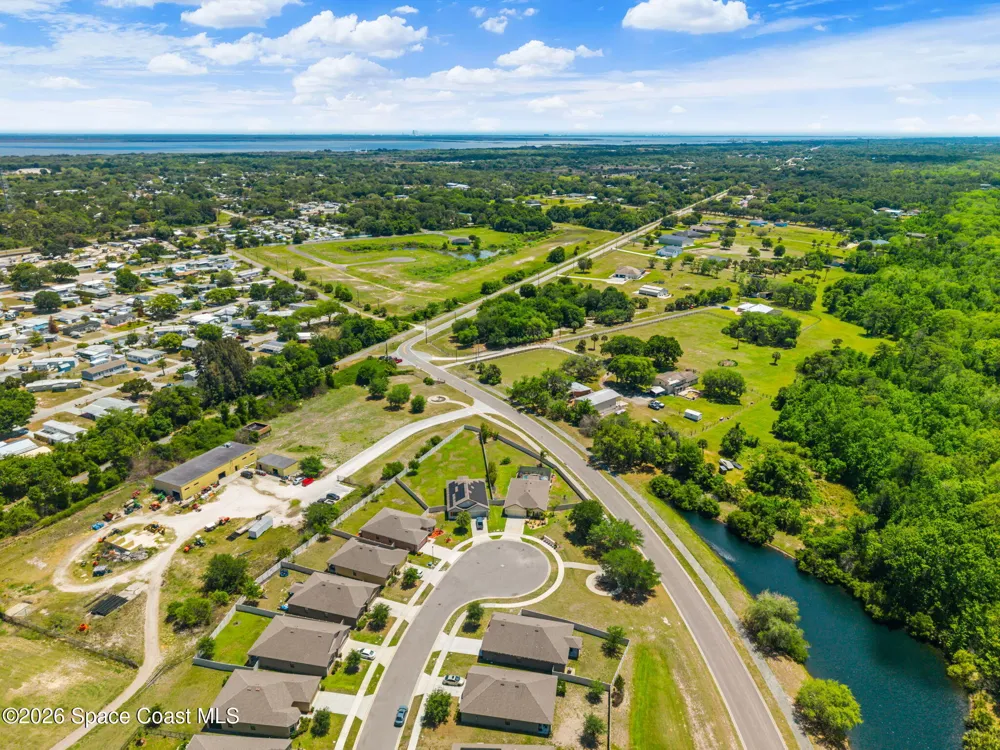 3518 Loggerhead Lane Mims, FL 32754