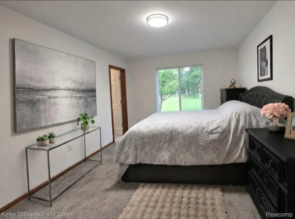 163 DEER PARK EAST Capac Village, MI 48014