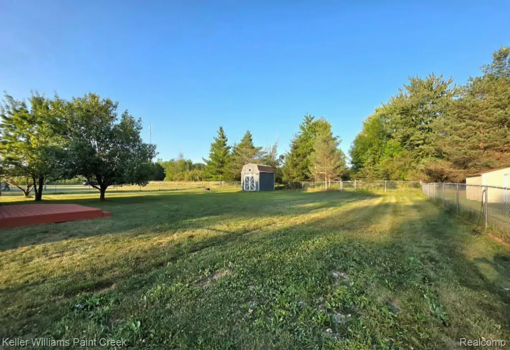 163 DEER PARK EAST Capac Village, MI 48014