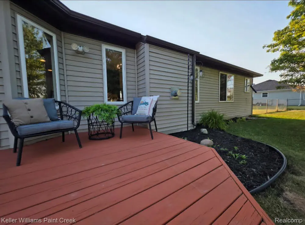 163 DEER PARK EAST Capac Village, MI 48014