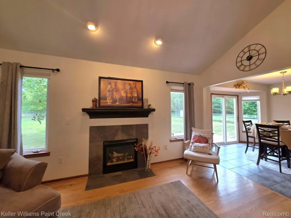 163 DEER PARK EAST Capac Village, MI 48014