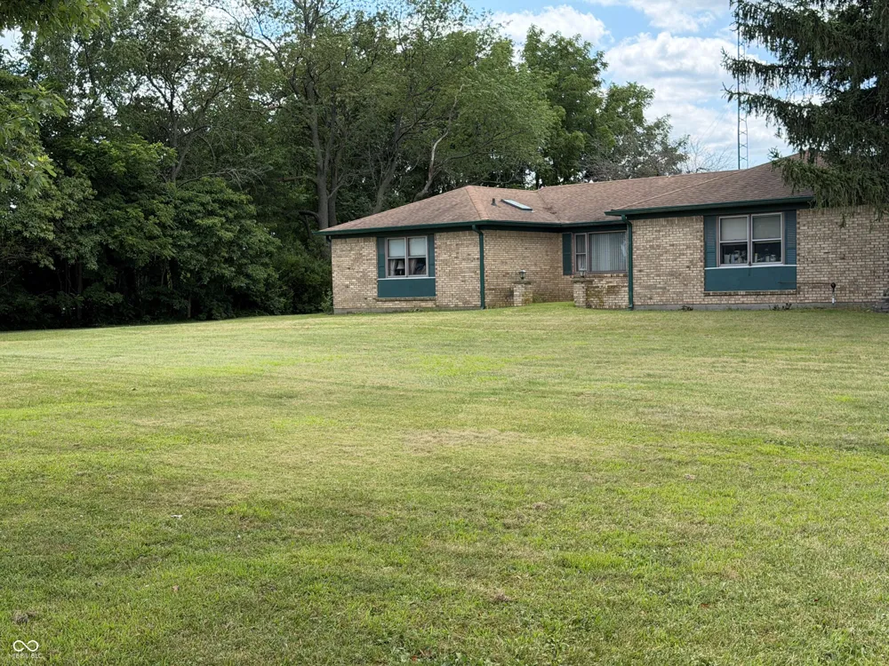 2525 W 50 S Lebanon, IN 46052