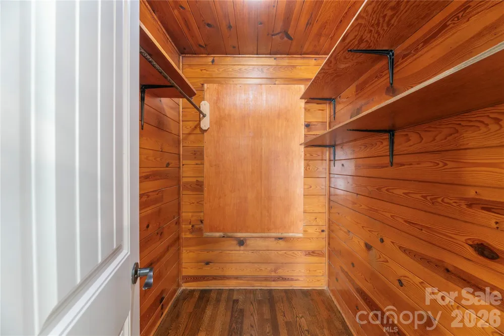 638 Newfound Street Canton, NC 28716