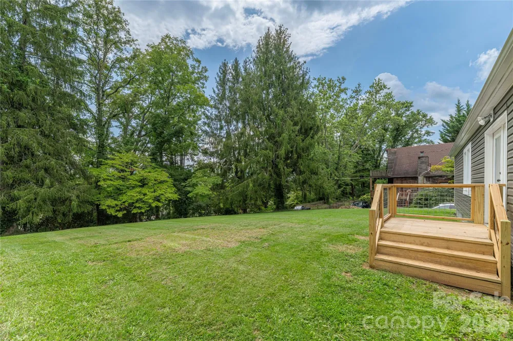 638 Newfound Street Canton, NC 28716