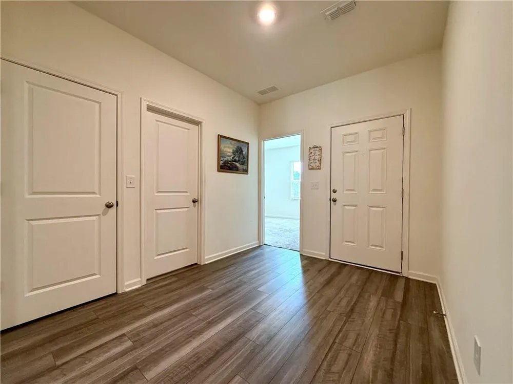 240 Hyde Park Winder, GA 30680