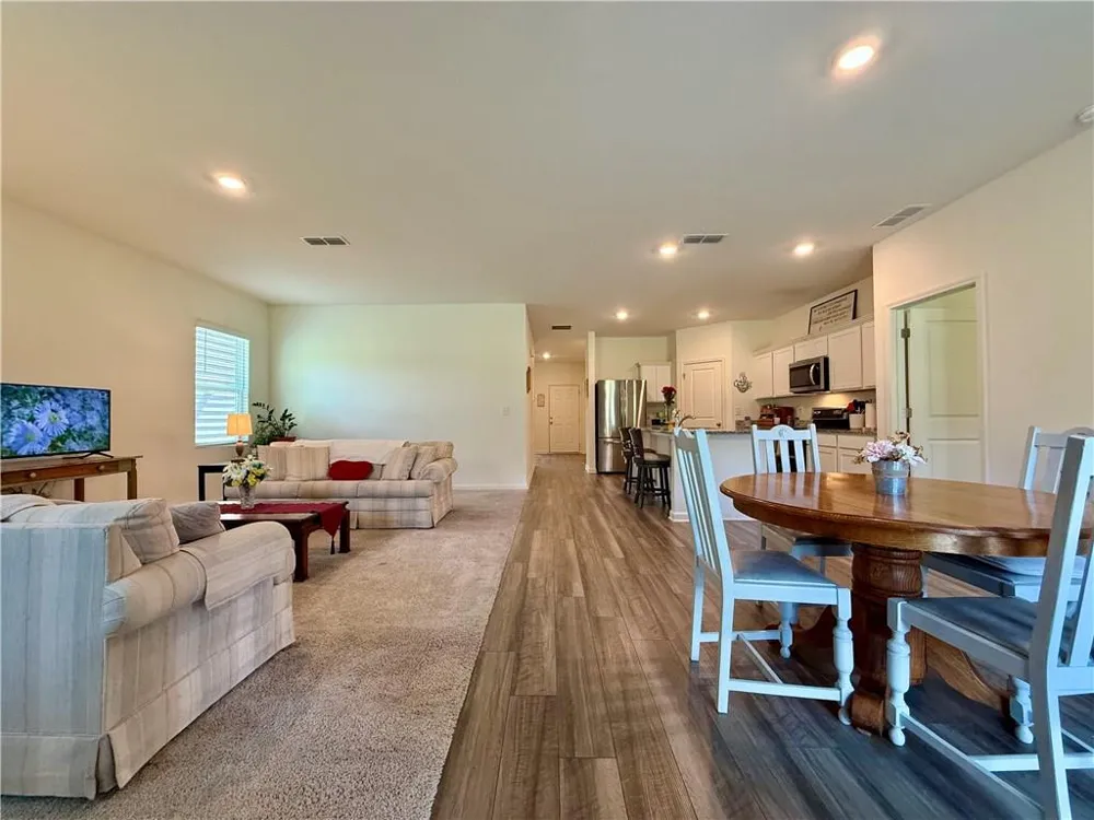 240 Hyde Park Winder, GA 30680