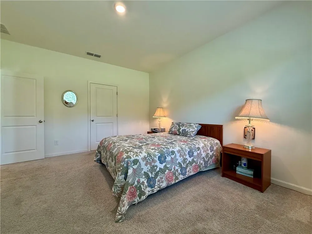 240 Hyde Park Winder, GA 30680