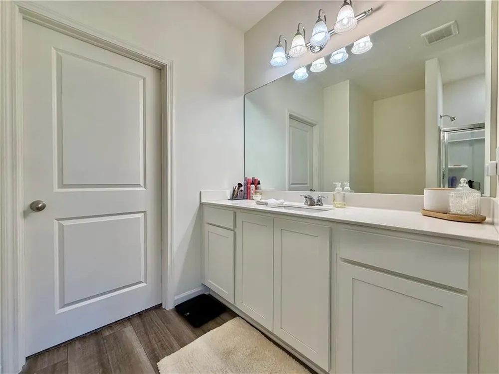 240 Hyde Park Winder, GA 30680