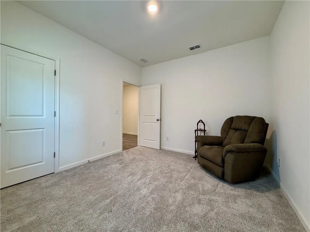 240 Hyde Park Winder, GA 30680