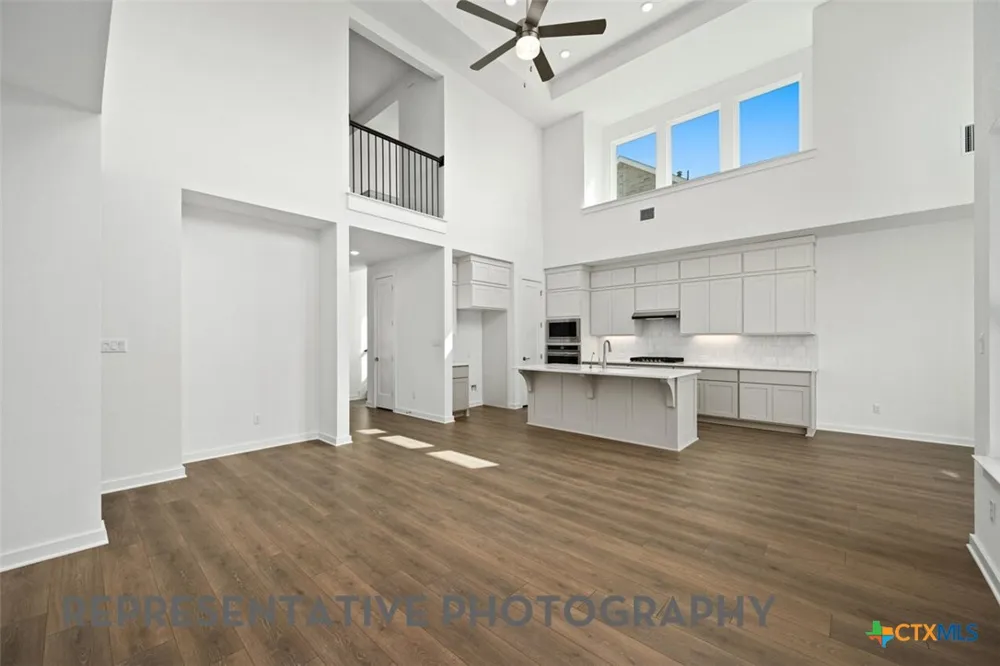 6301 Comanche Moon Trail Austin, TX 78747