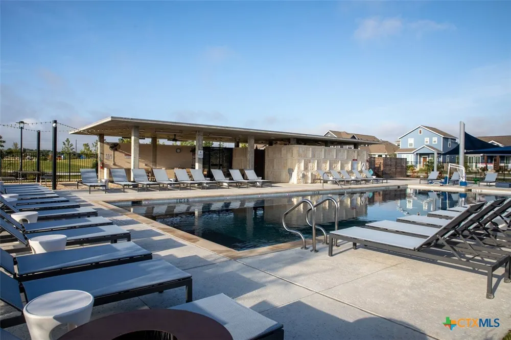 6301 Comanche Moon Trail Austin, TX 78747