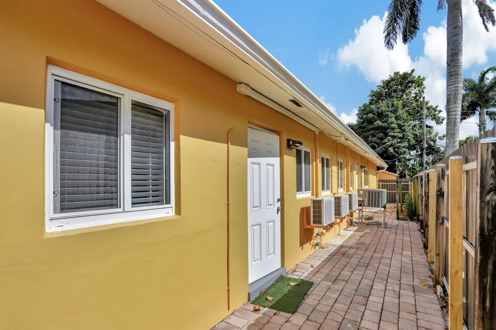 1000 SW 30th Street #1 Fort Lauderdale, FL 33315