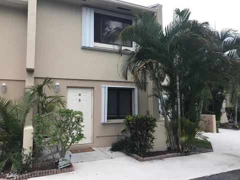 139 SPARROW DRIVE #3E