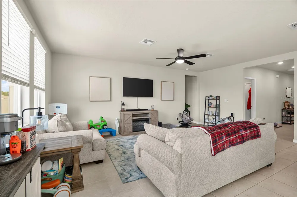 38626 FINN CLOVER LANE Zephyrhills, FL 33540
