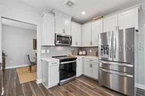 7521 LAUREATE BOULEVARD #5306 Orlando, FL 32827