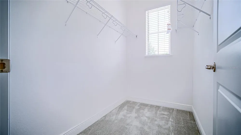 11032 MOBBERLEY CIRCLE Orlando, FL 32832