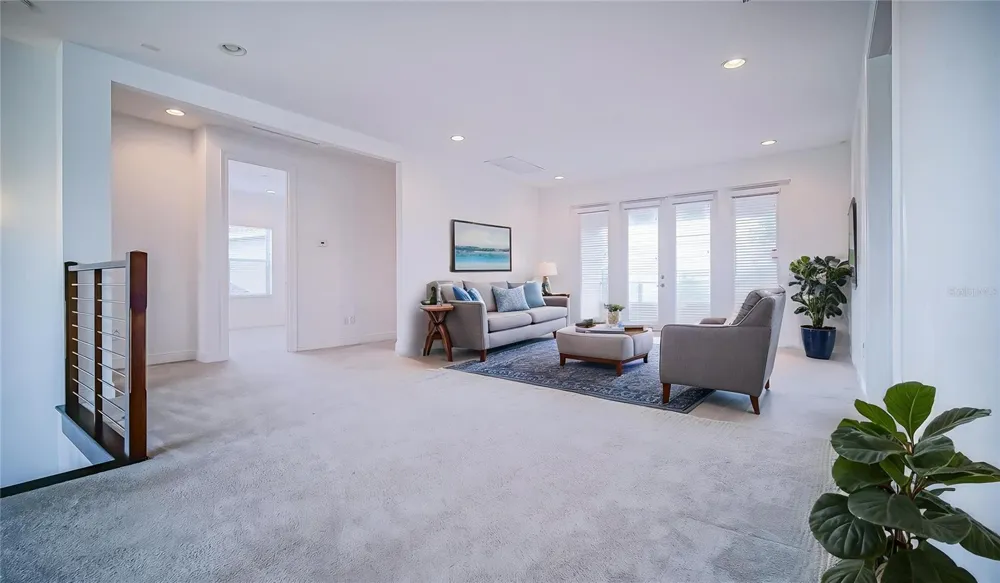 11032 MOBBERLEY CIRCLE Orlando, FL 32832