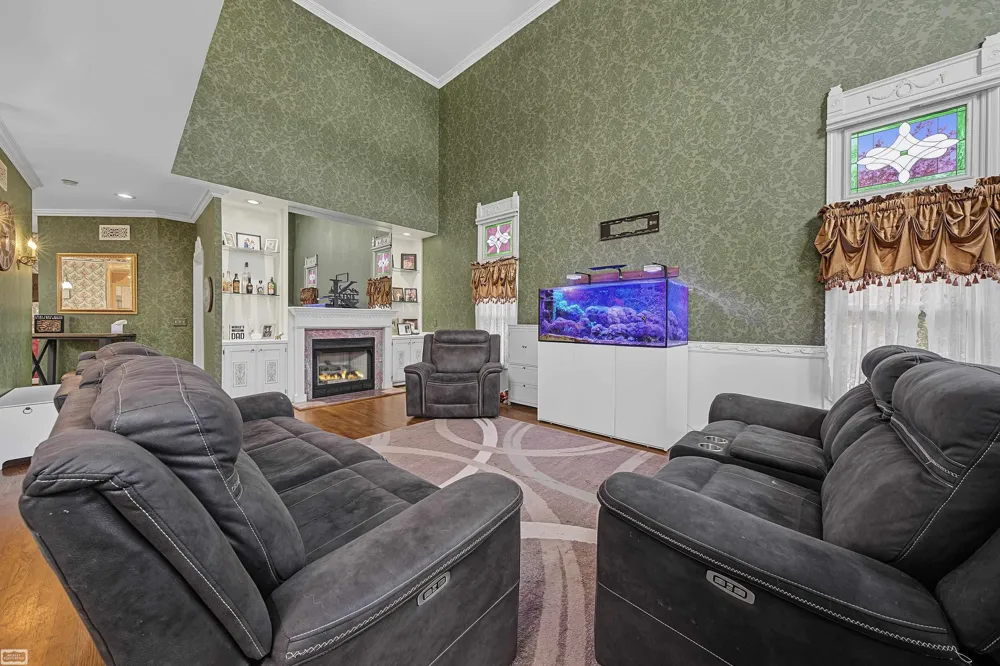 212 Victoria Court St Clair City, MI 48079