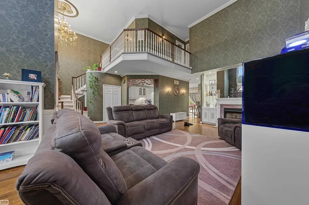 212 Victoria Court St Clair City, MI 48079