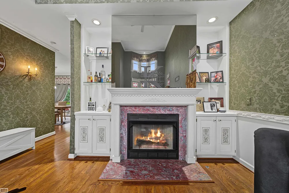 212 Victoria Court St Clair City, MI 48079