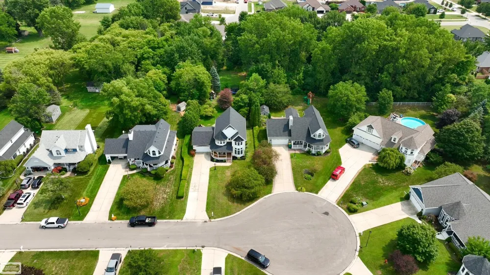 212 Victoria Court St Clair City, MI 48079