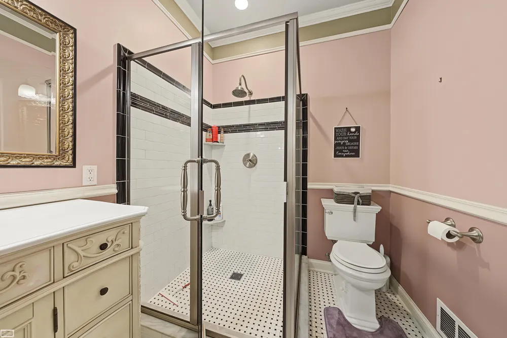 212 Victoria Court St Clair City, MI 48079