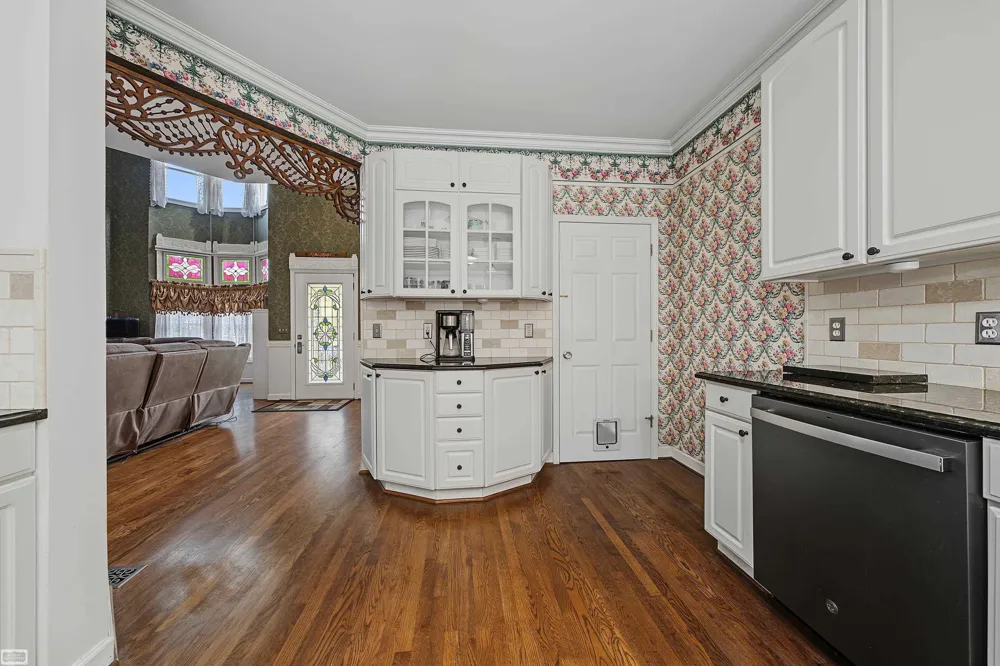 212 Victoria Court St Clair City, MI 48079