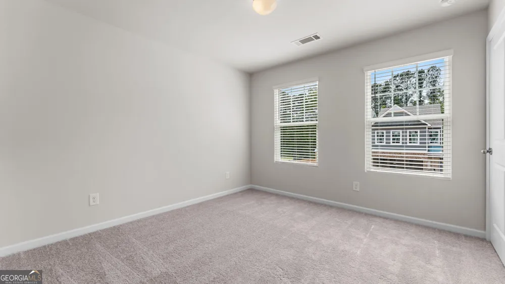513 Hayes LN Canton, GA 30115