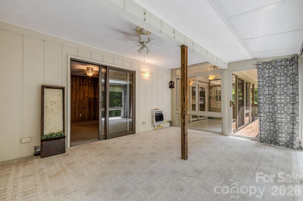 11 E Ridgeway Drive Weaverville, NC 28787