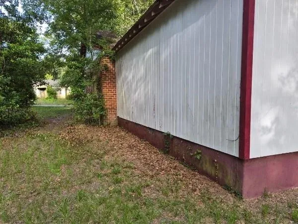 2058 Melton Avenue Macon, GA 31217