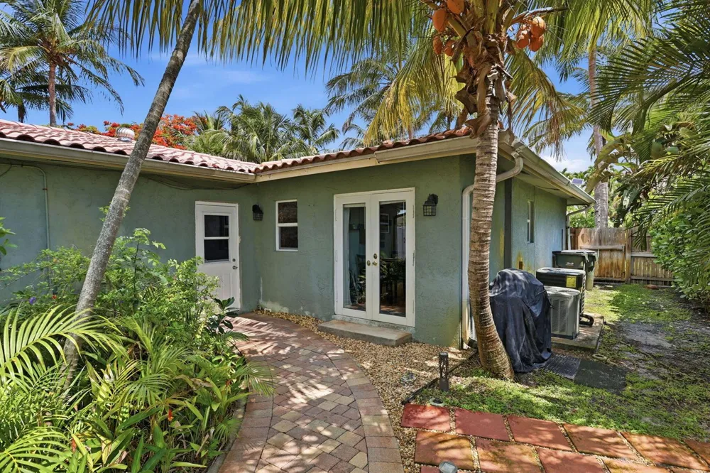 3000 Sherwood Boulevard Delray Beach, FL 33445