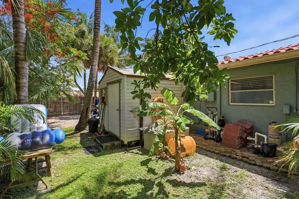 3000 Sherwood Boulevard Delray Beach, FL 33445