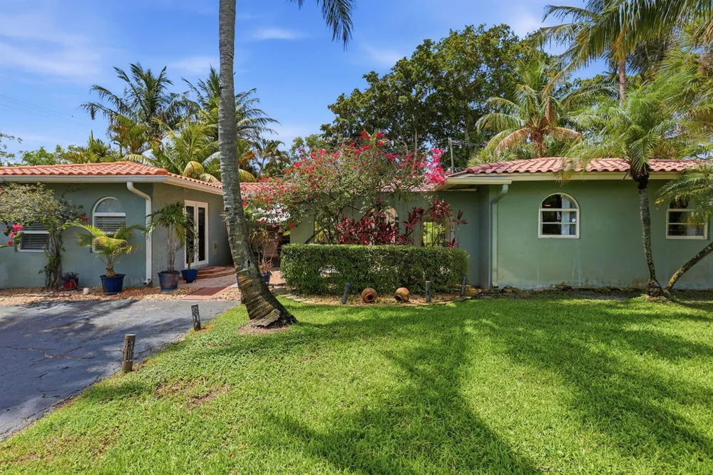 3000 Sherwood Boulevard Delray Beach, FL 33445