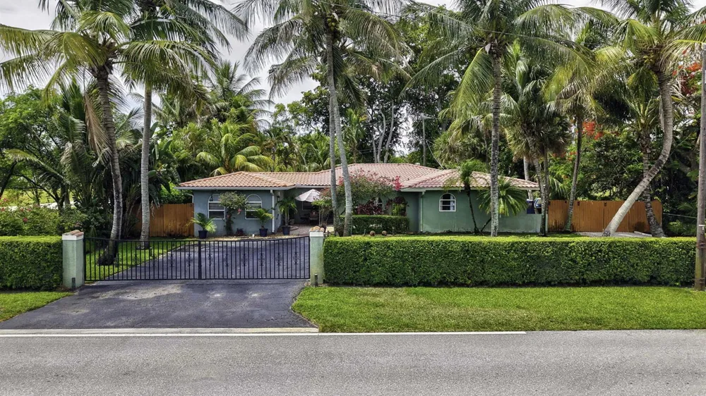 3000 Sherwood Boulevard Delray Beach, FL 33445