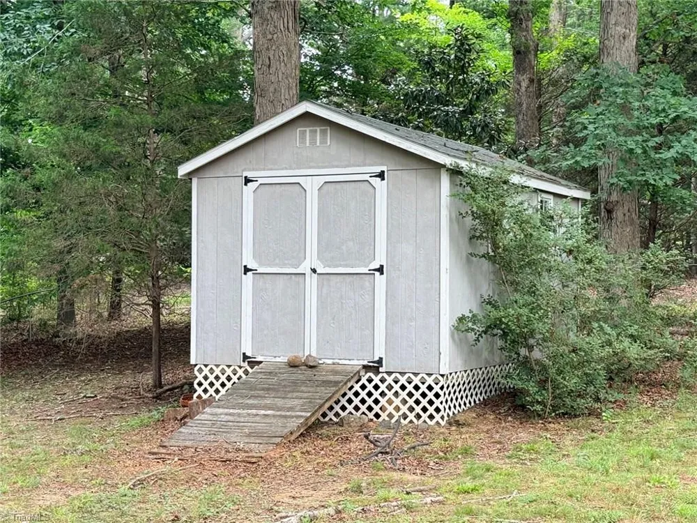 197 Landfall Drive Eden, NC 27288