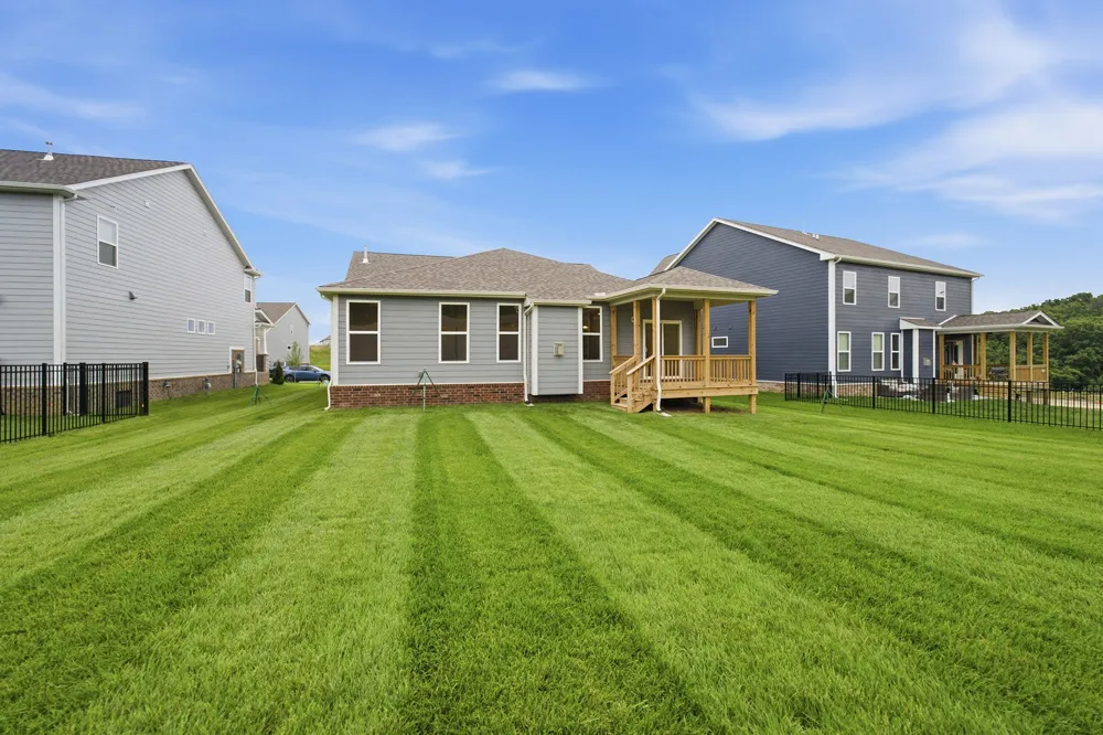 888 Joe Miller Dr Hendersonville, TN 37075